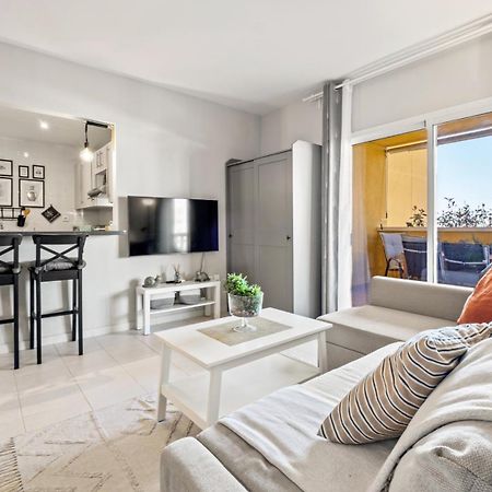 Magic Stars Apartments 푸엔히롤라 외부 사진
